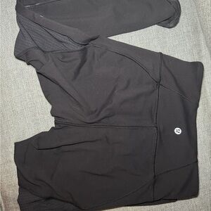 Lululemon Black Athletic Capri Leggings with Mesh Legs
